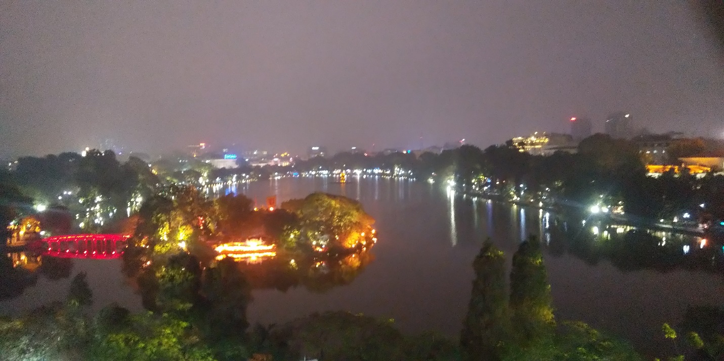 Hanoiホアンキム湖