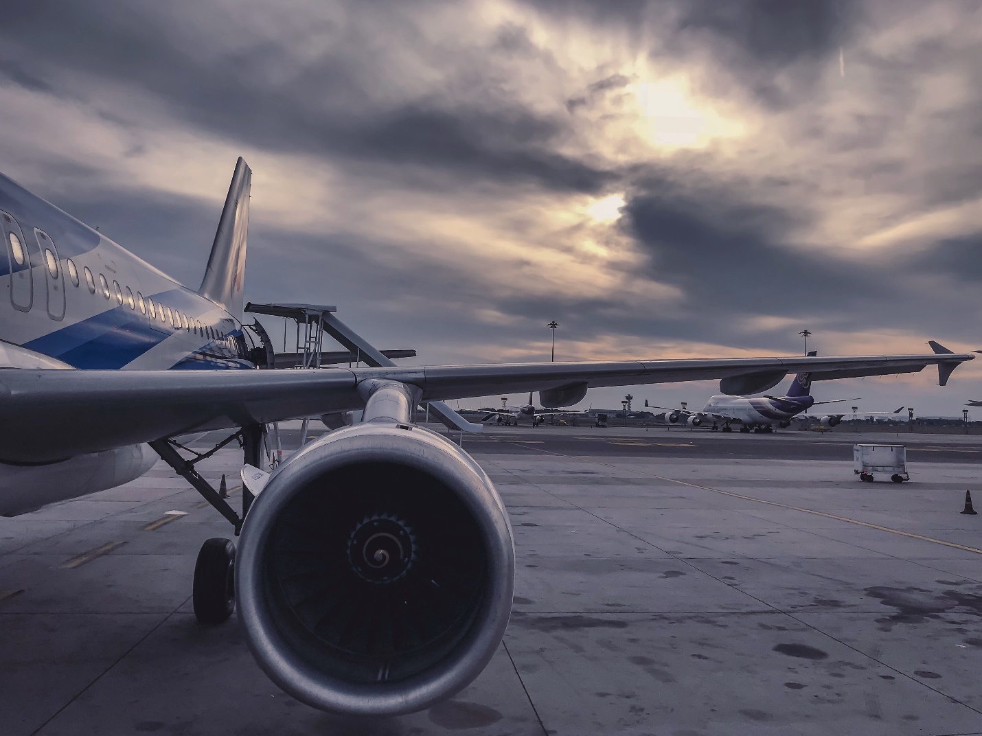 ハノイ　飛行機