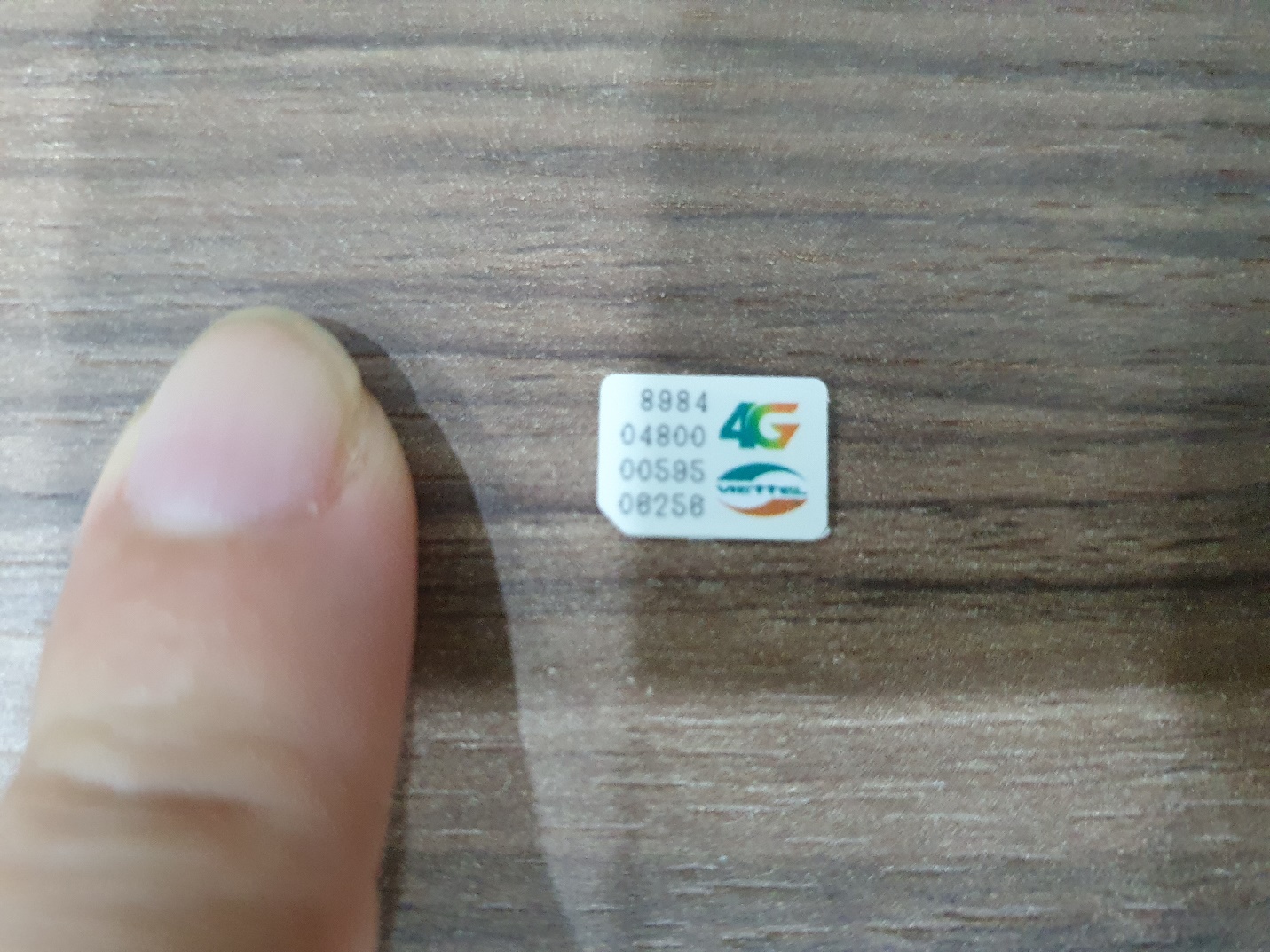 ベトナム　SIM