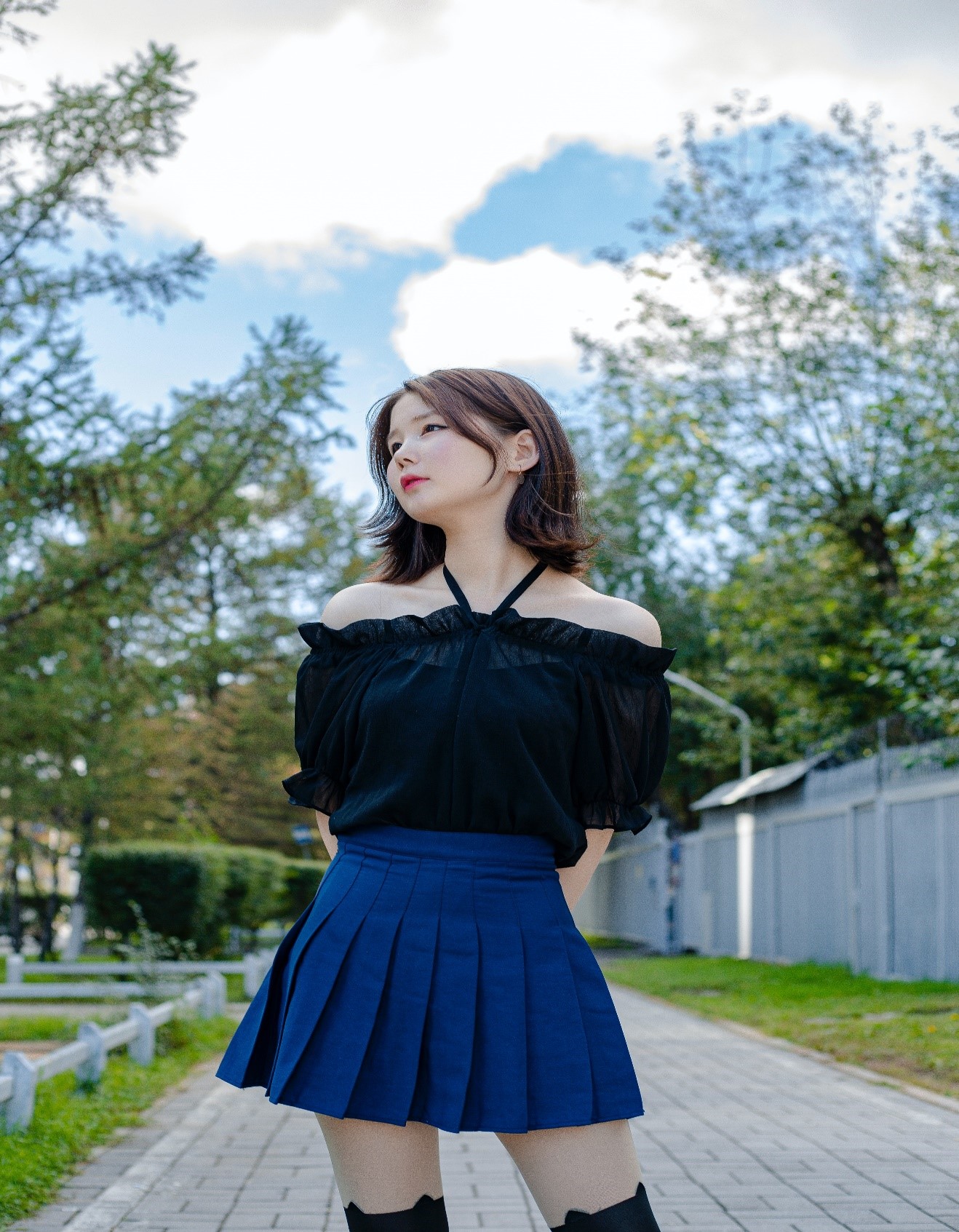 ベトナム人の若者の服装ってどんな感じ 露出多め 日本人とベトナム人の服を比較してみる Sakura Hotel ベトナム人の若者の服装ってどんな感じ 露出多め 日本人とベトナム人の服を比較してみる Sakura Hotel